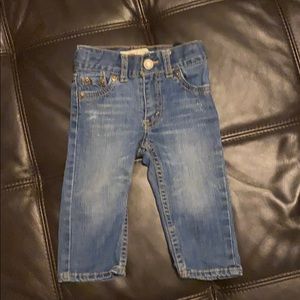 🌺5/$25 Levi’s jeans size 12M🌺